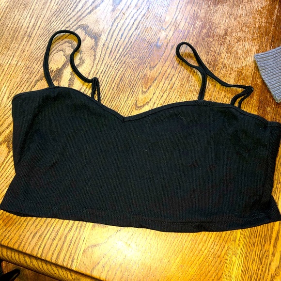 Black croptop - Picture 1 of 1